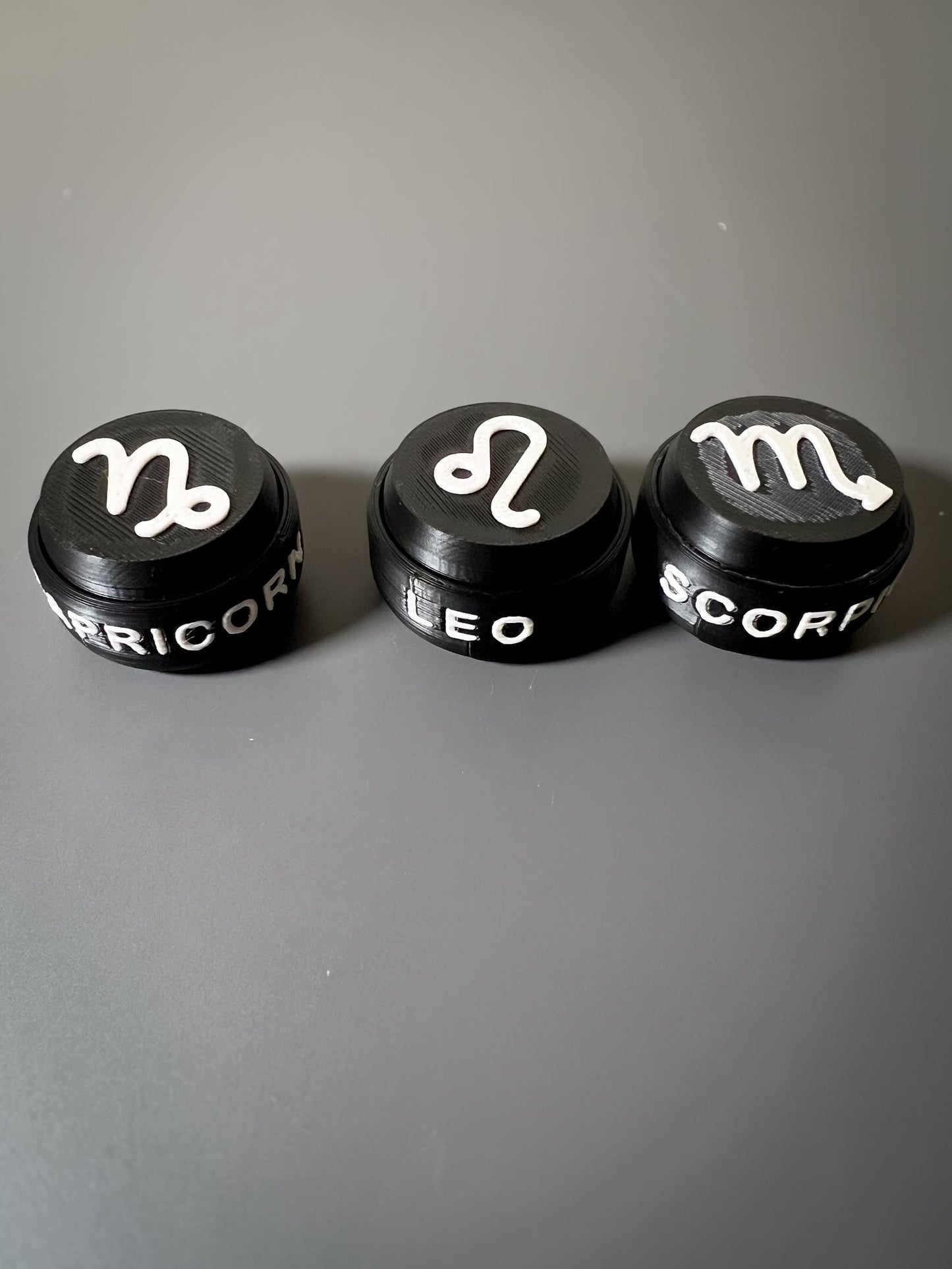 Zodiac Clicker Fidget Toy  3D Printed Sensory Toy & Keyring  Astrology Gift for Stress Relief, ADHD, Focus, and Anxiety Relief, Relaxing